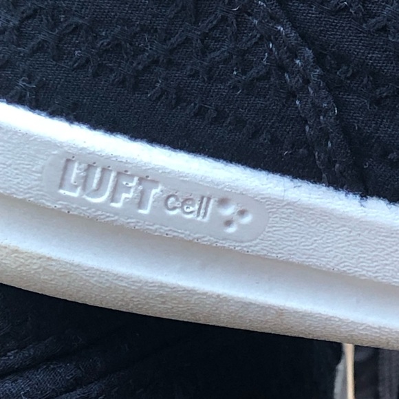 Keen Loralai Black Sneakers . Woman’s Size 8 - Picture 13 of 15